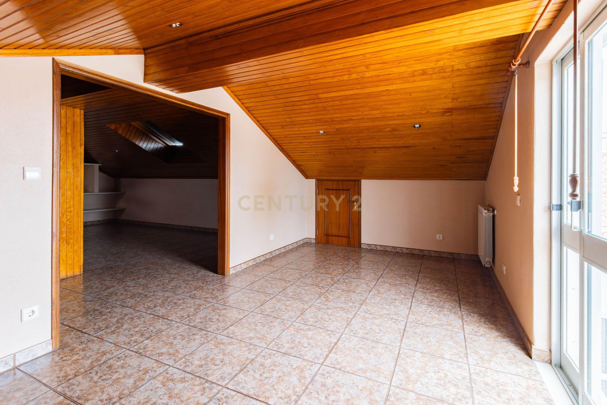 Fotografia 9 de Moradia T5