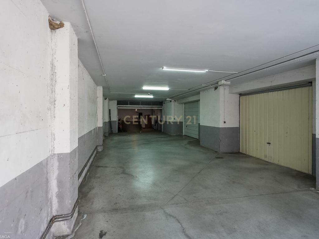 undefined - Image 60