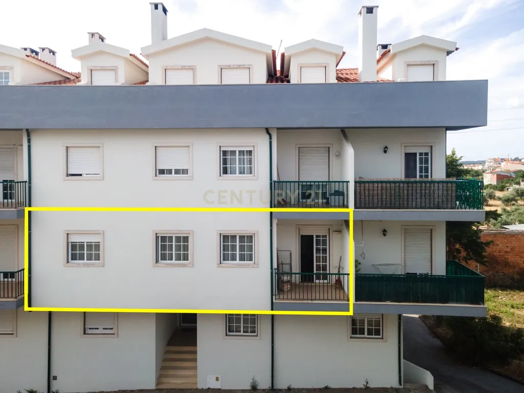 Moderno T1 em Lousã, quase novo e pronto a habitar - Image 2