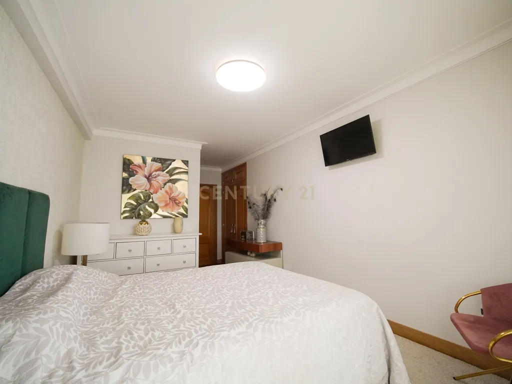 APARTAMENTO T3 | 127M² | ESTACIONAMENTO | TOMAR - Image 19