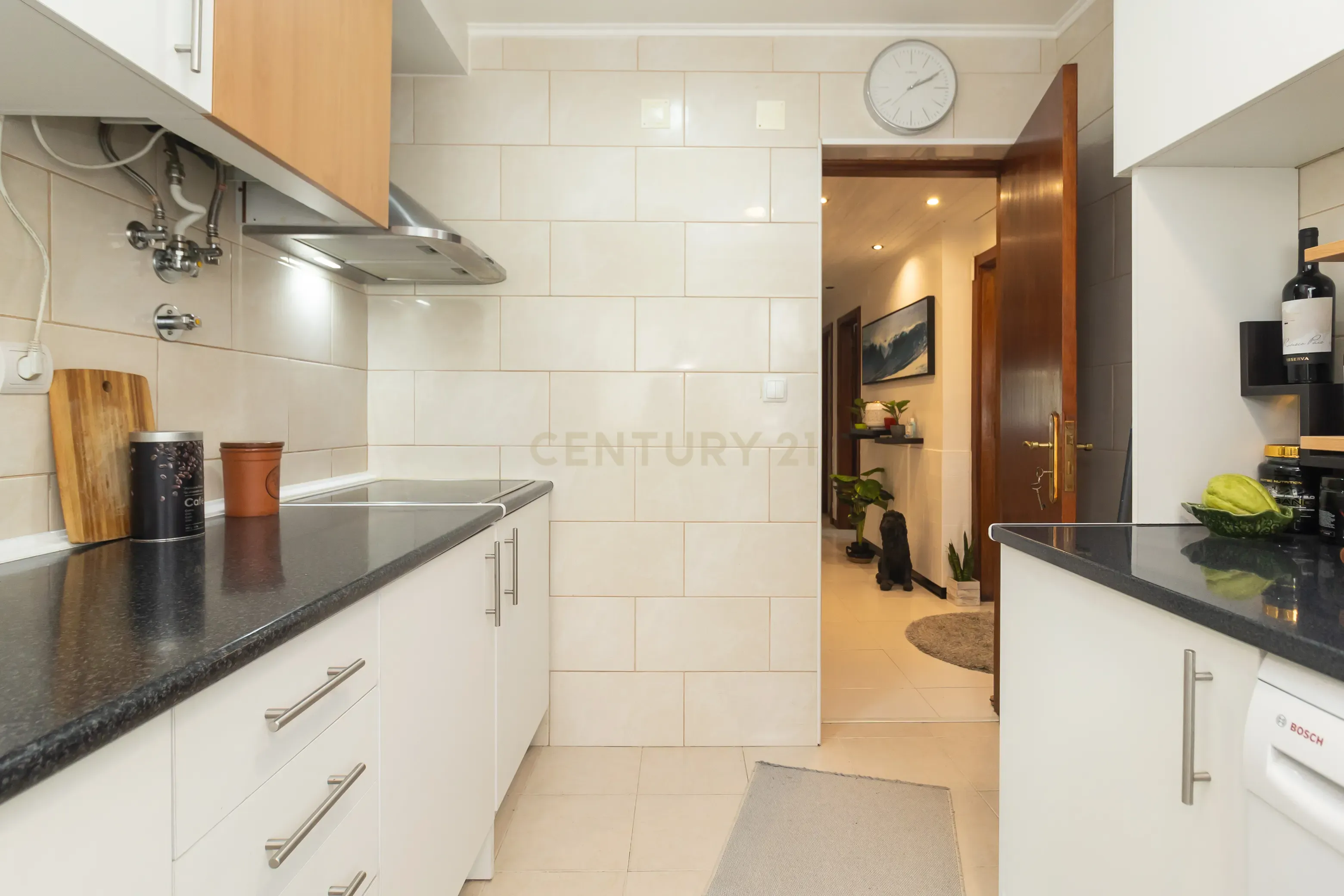 Apartamento T3 c/ 2WC em Vale Flores (RESERVADO) - Image 8