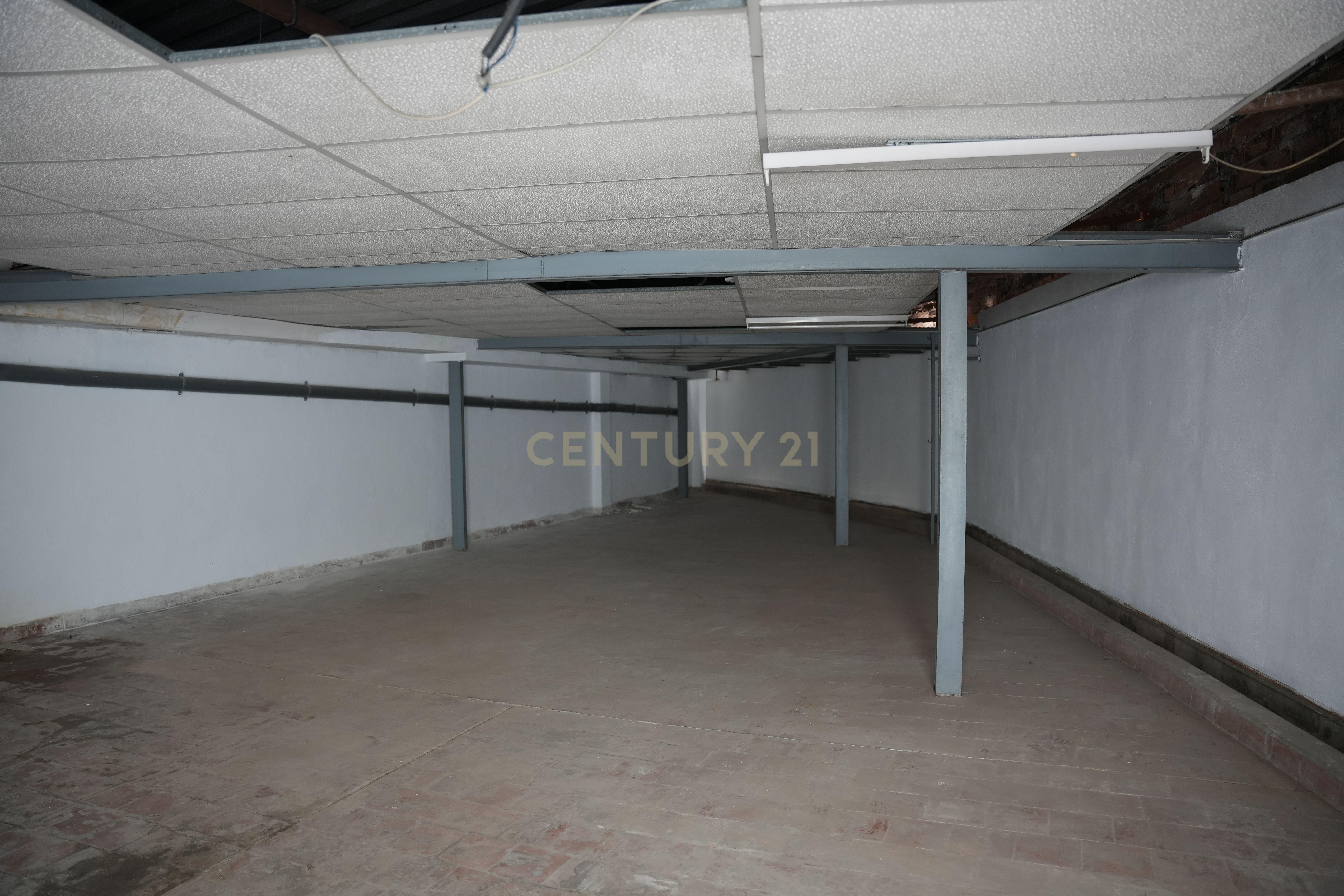 - Image 21
