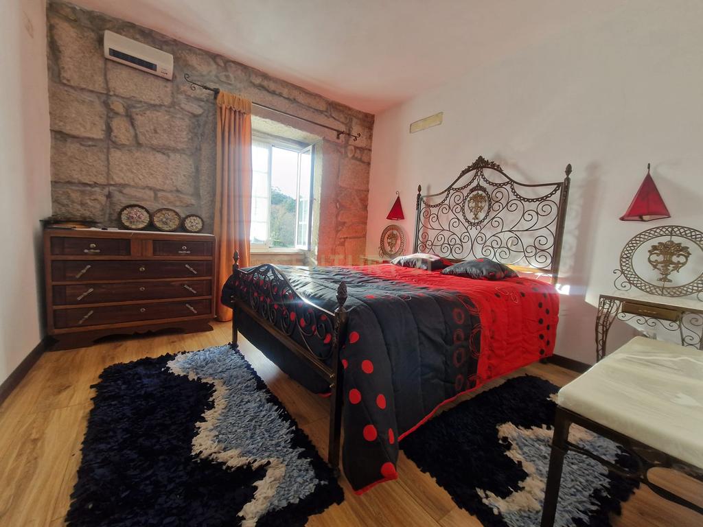 Casa De Pedra Na Serra Do Caramulo, Tondela - Image 18