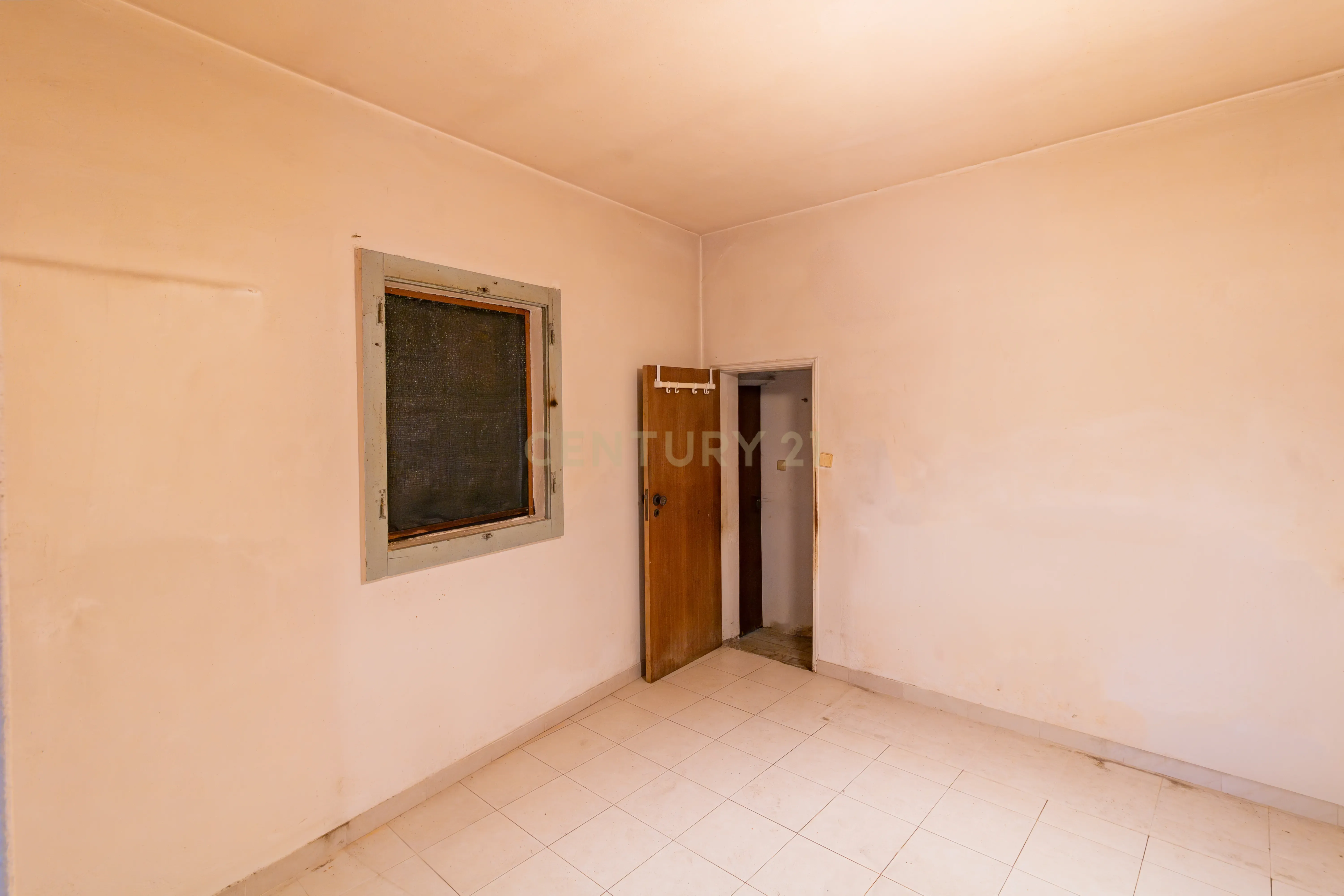 Moradia T3 na Maceira, Leiria - Image 6
