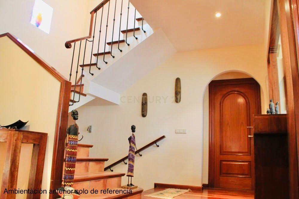 undefined - Image 40