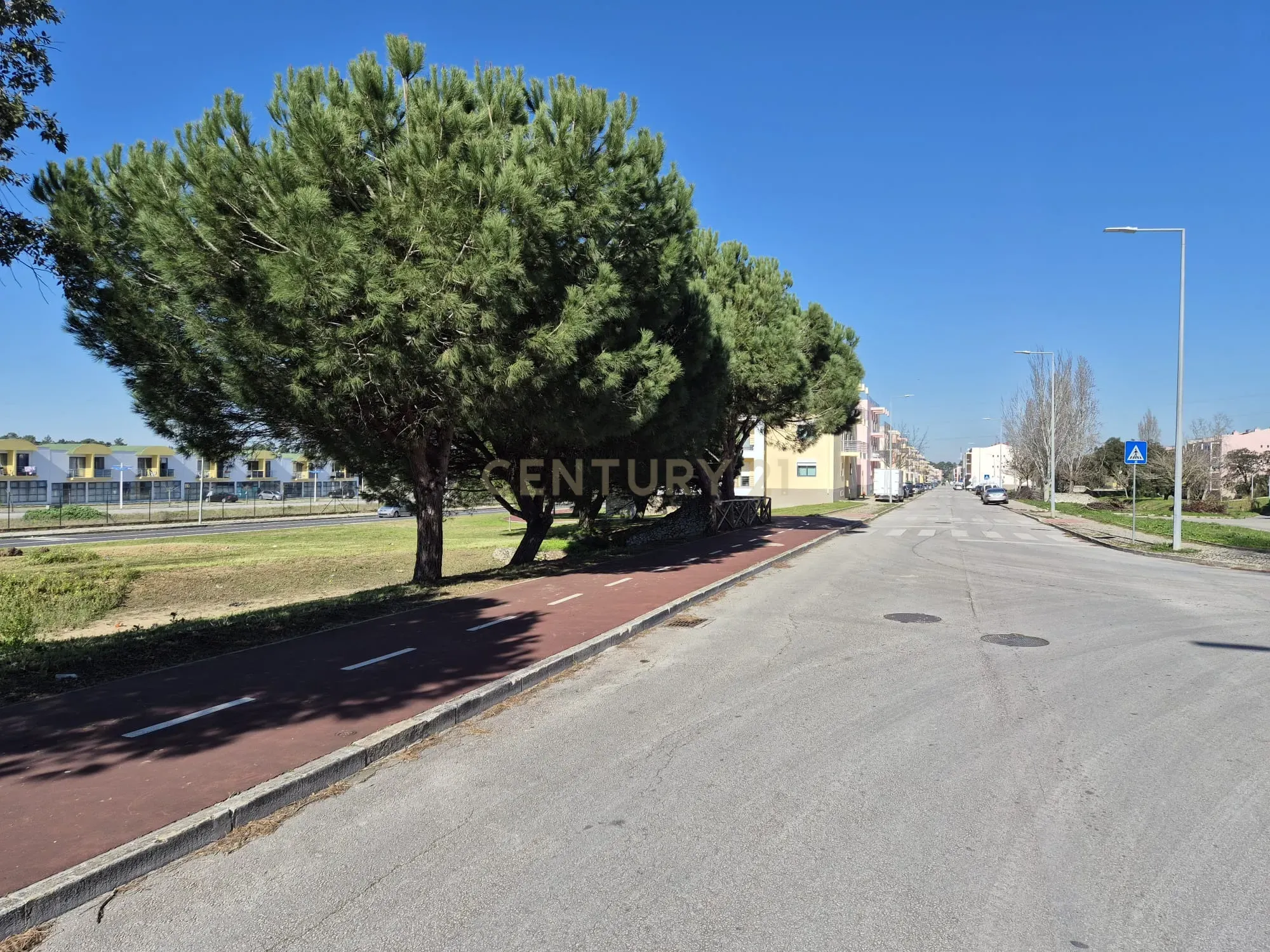 NOVO T2 – Urb Colinas da Arrábida – parqueamento e arrecadação - Image 5