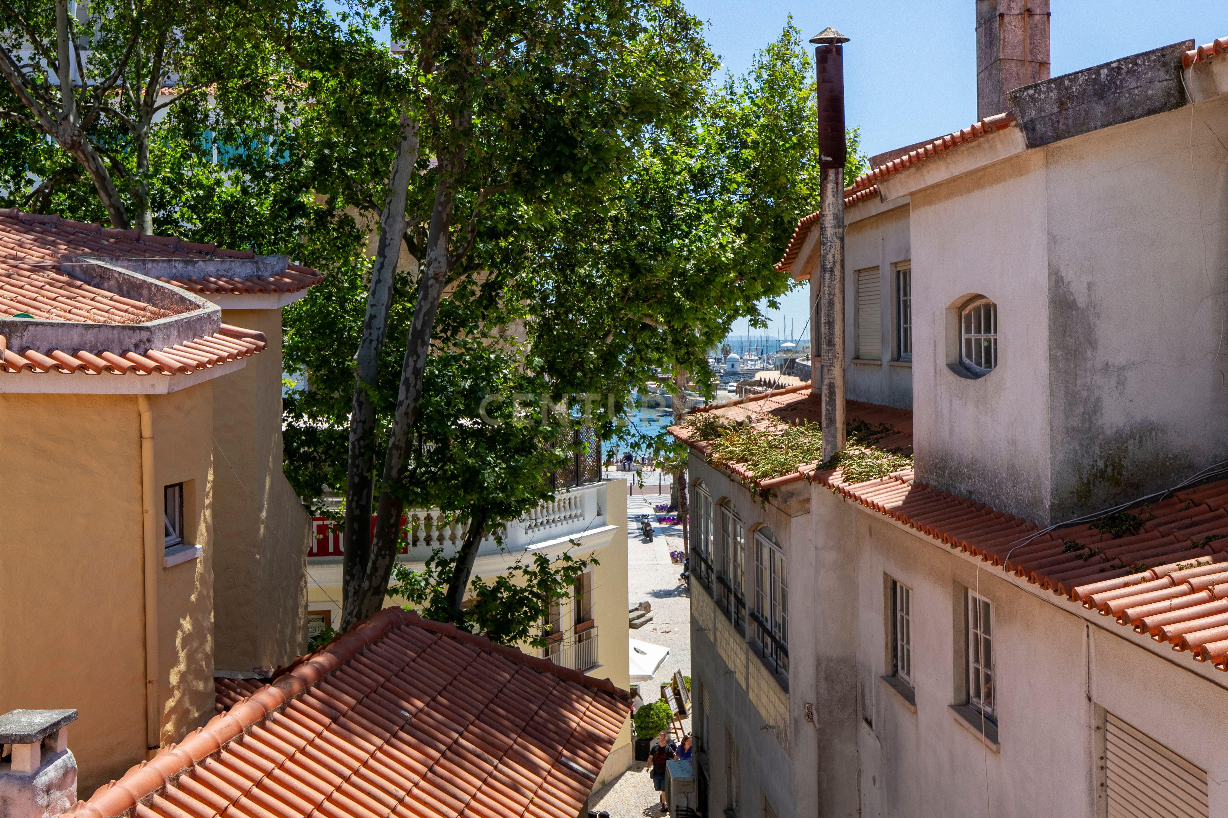 Charmoso Apartamento T1 com Deslumbrantes Vistas Água no Centro de Cascais" - Image 15