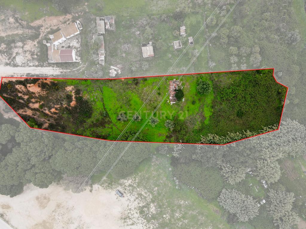 Setúbal - Terreno com capacidade construtiva (4.280m2) - Image 10