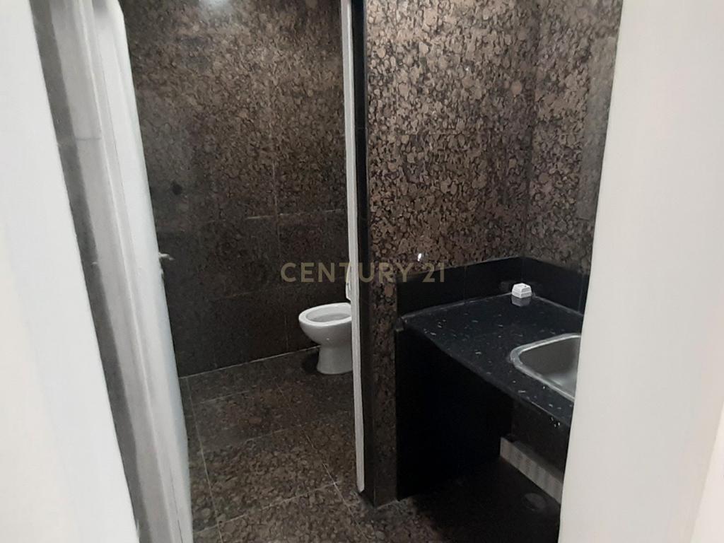 ESCRITÓRIO ou LOJA junto a arroios VENDE - Image 10