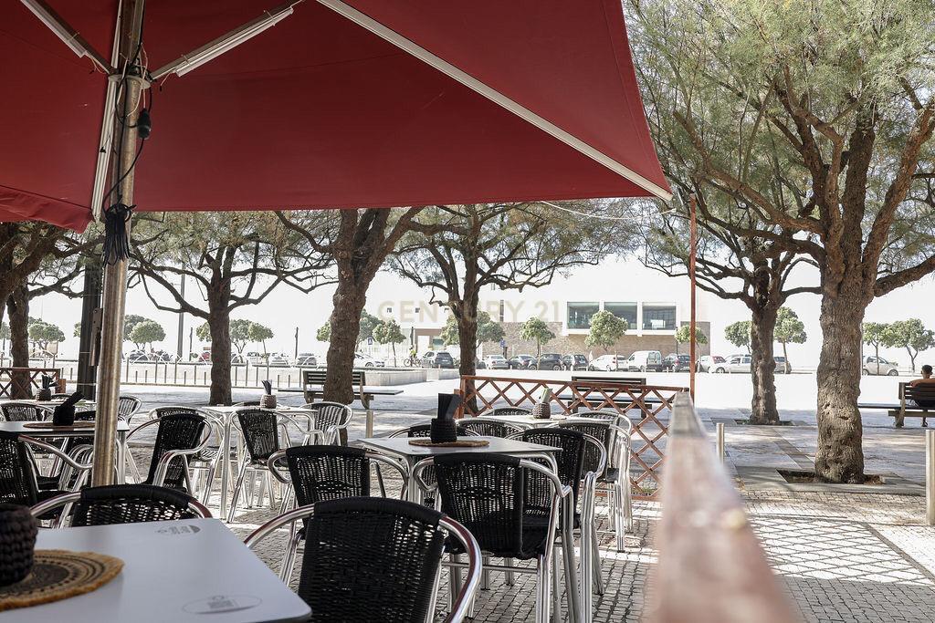 Trespasse Restaurante/Café na Marginal - Póvoa de Varzim - Image 9