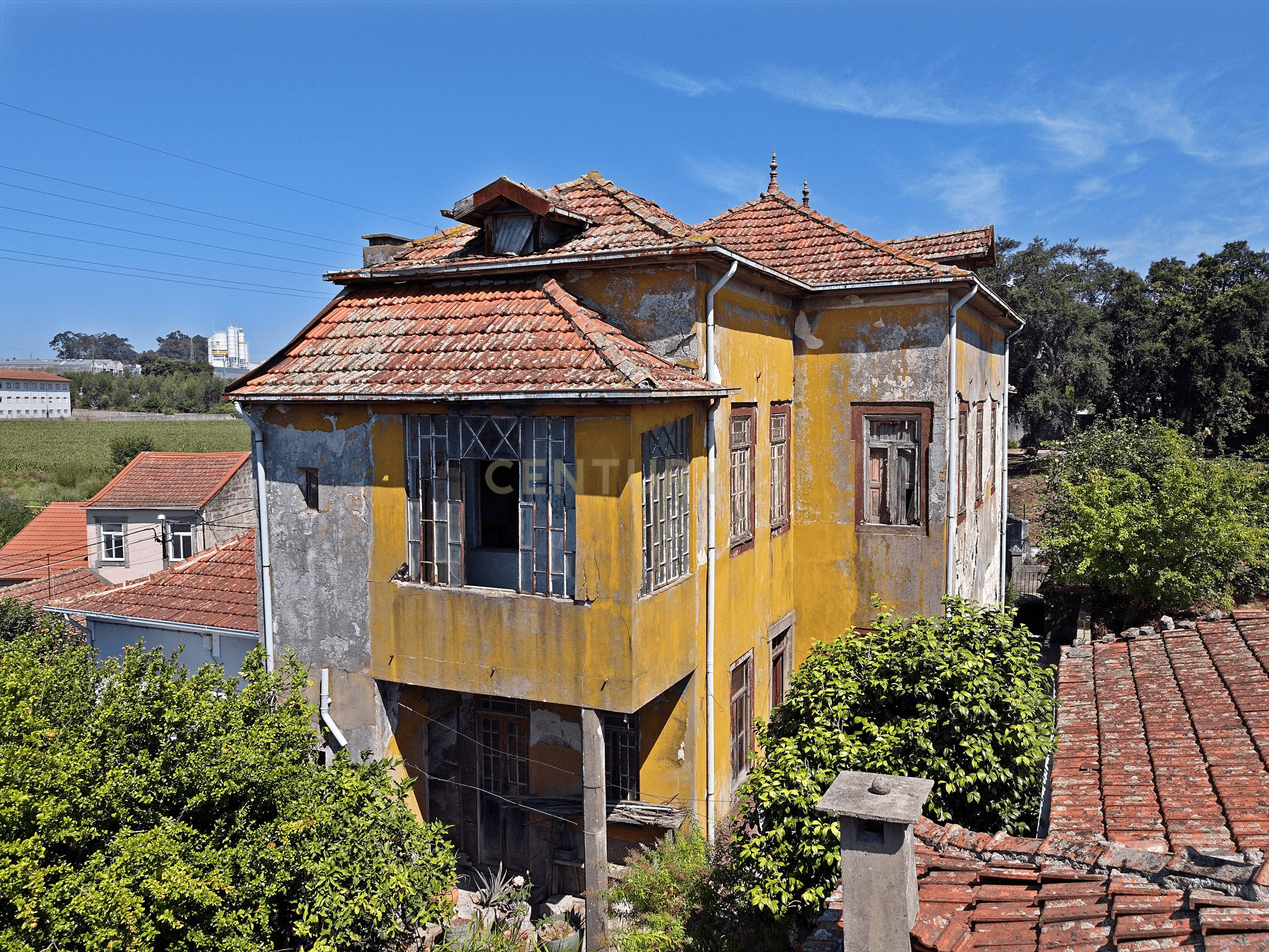 Prédio  ant a 1951 a Venda em Rio Tinto Prédio em propriedade total com Andares ou divisões susceptíveis de utilização Independente  Numero de pisos do artigo: 3 pisos - Image 30