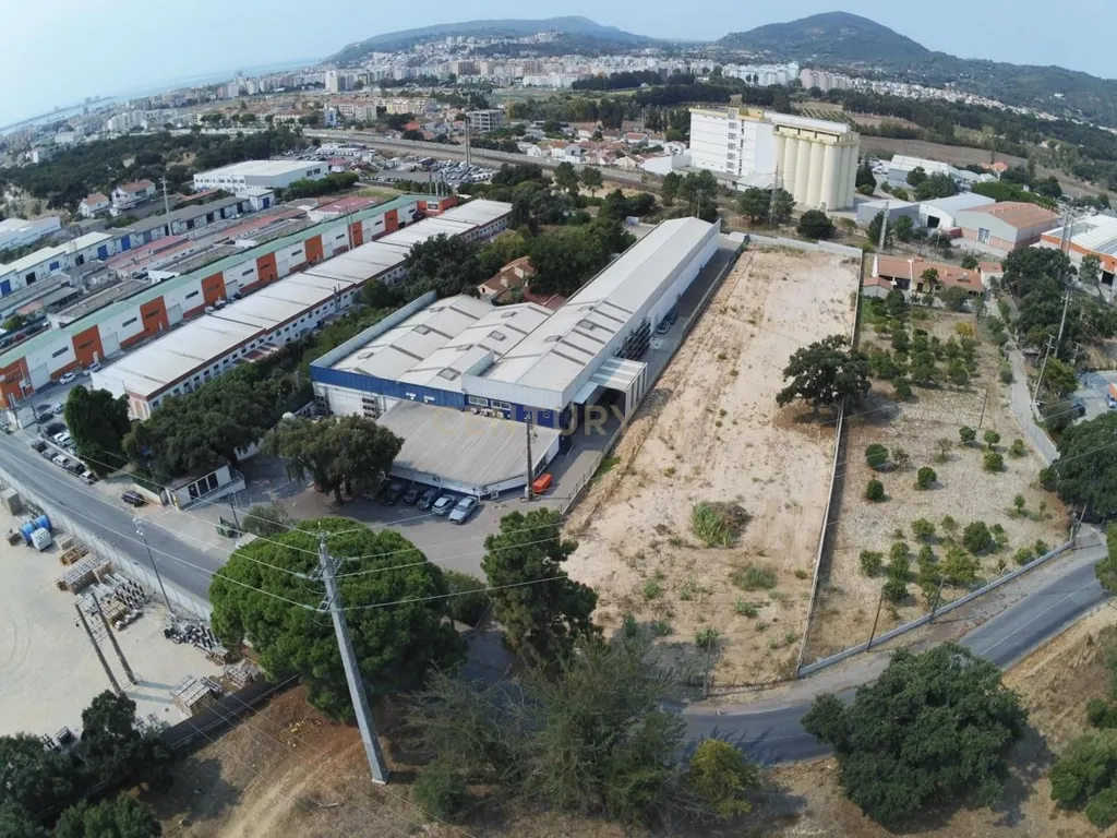 Terreno Industrial com Elevado Potencial de construção – Vale de Mulatas, Setúbal - Image 5