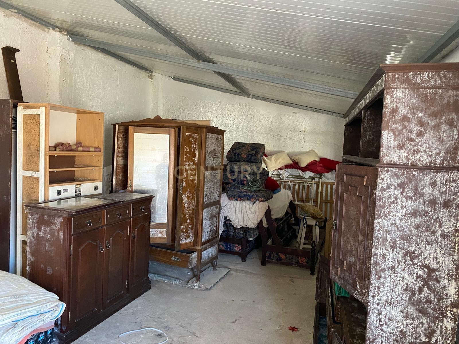 Moradia V3 com garagem e armazém Torres Vedras - Image 19