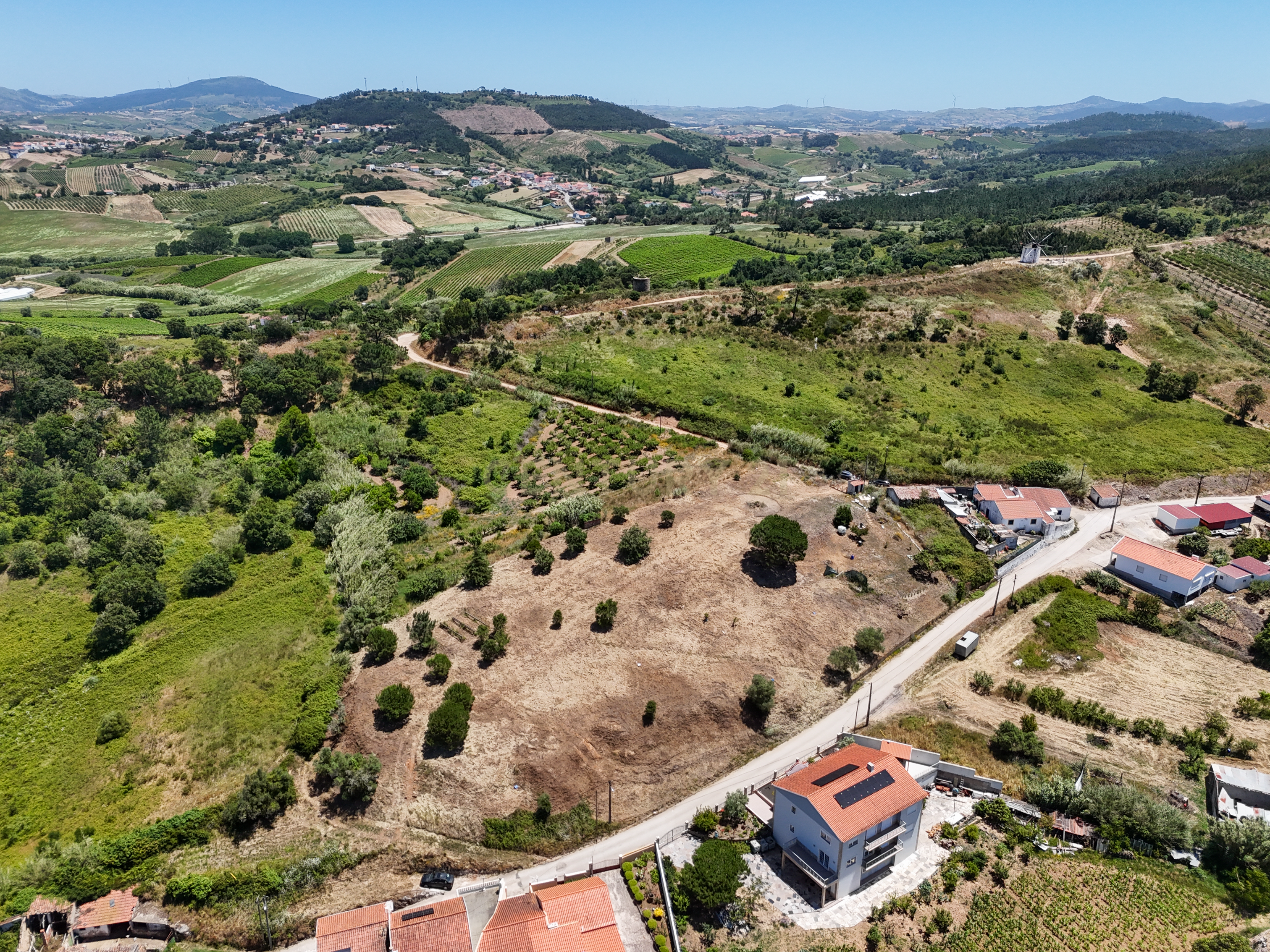 Fotografia 8 de Terreno Urbano 3.758 m² | Potencial até 11 Fogos | Freiria – Torres Vedras