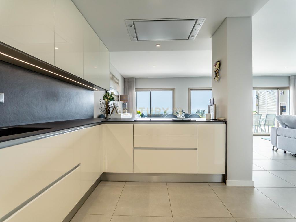 Luxuoso apartamento T2+1 com vista mar - Albufeira - Image 13