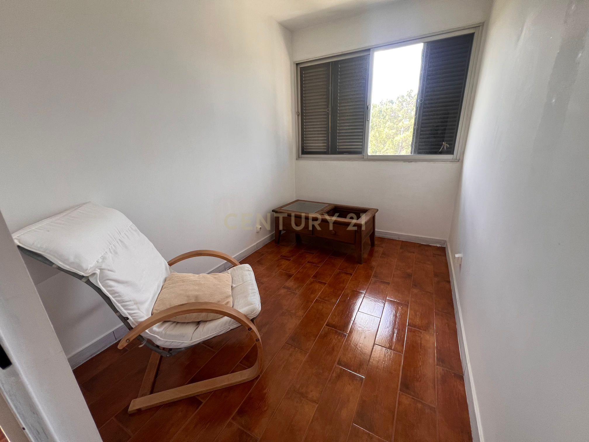 Fotografia 12 de Moradia com Grande Potencial na Foz do Arelho | Lote de ~1000m² | 350.000€