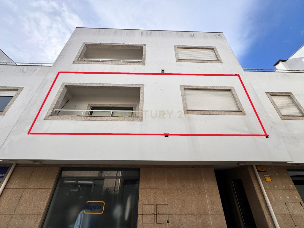 Apartamento 2 quartos Centro de Esposende com 100m - Image 1