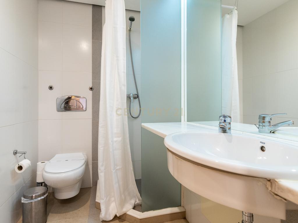 T2 , Golden Club Cabanas. - Image 19