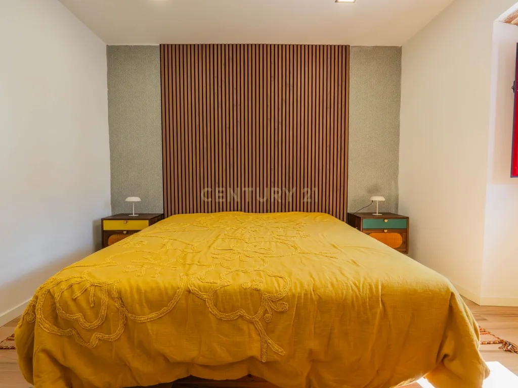 Moradia T2 Premium com Piscina, Suite e Acabamentos de Excelência - Image 6
