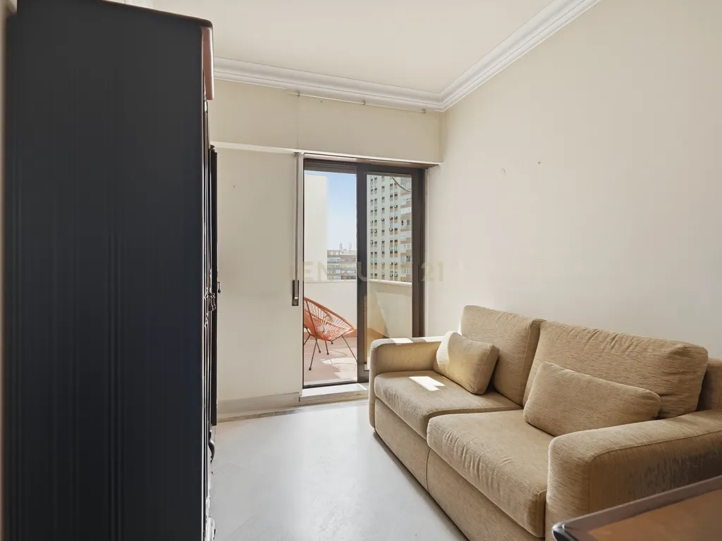 Apartamento T4 Areeiro - Viver bem no coração de Lisboa - Image 7