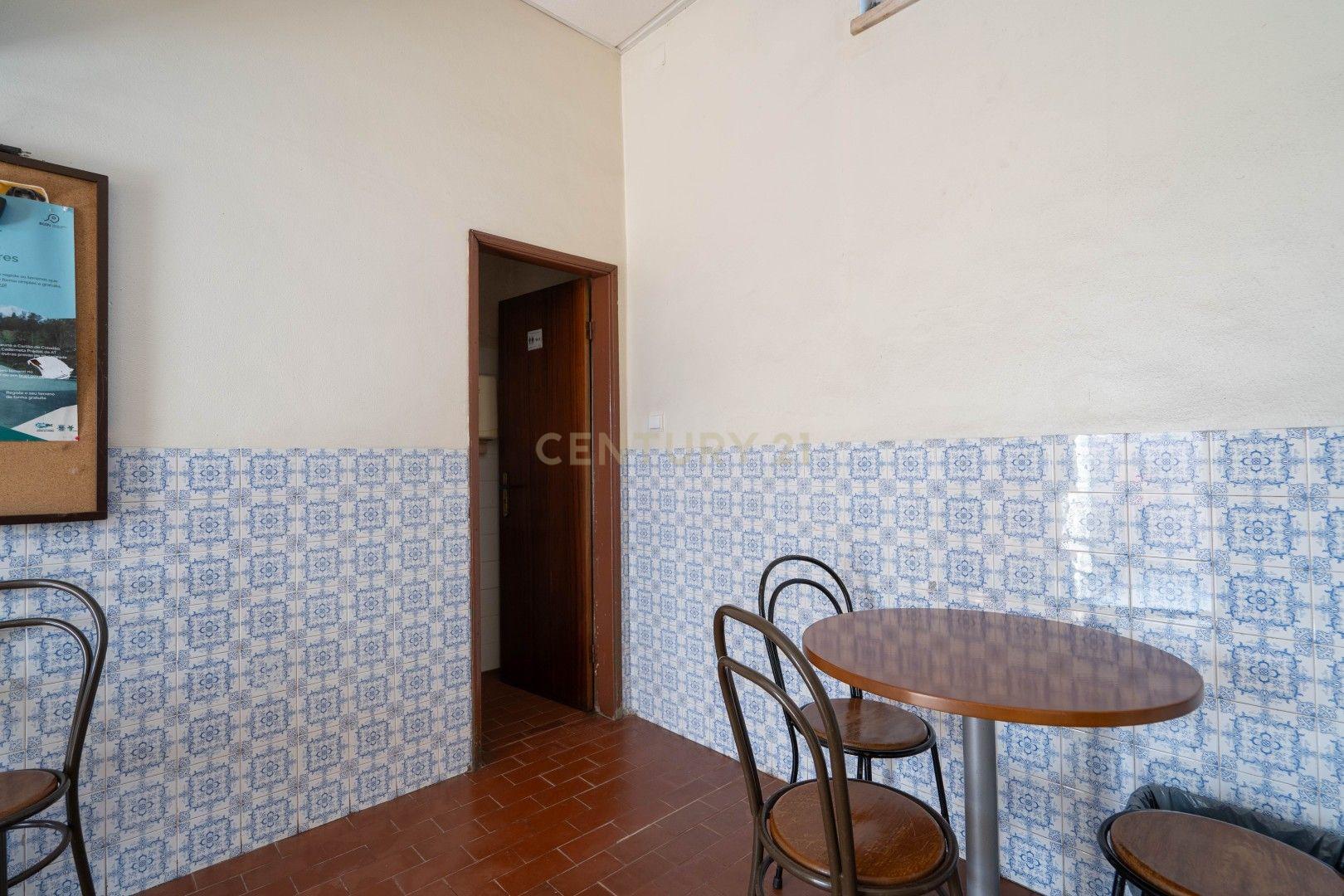 Fotografia 8 de Comércio (Café) para arrendamento em Ribas, Vila Nova de Poiares