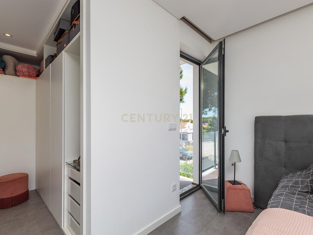 Casa Nova em Sesimbra (Castelo) com Piscina e Luxo - Image 37