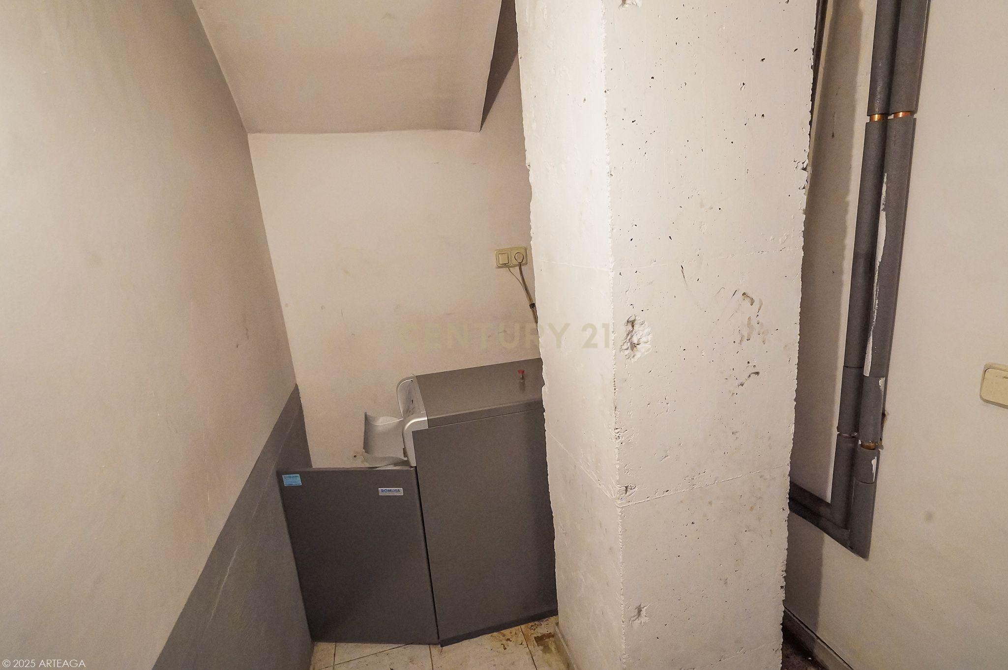 undefined - Image 63