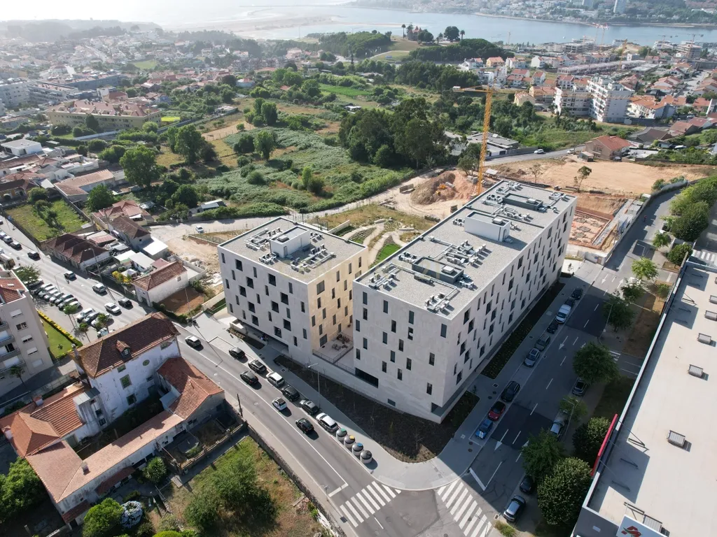 Apartamento T3 | Vista Mar - Condomínio Premium Le Parc – Canidelo - Image 31