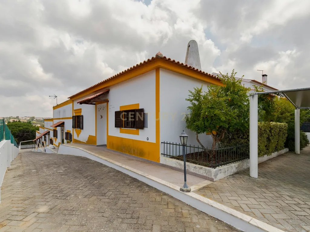 Moradia T2 no Coração do Meco – Aconchego, Sol e Praia a Dois Passos - Image 22