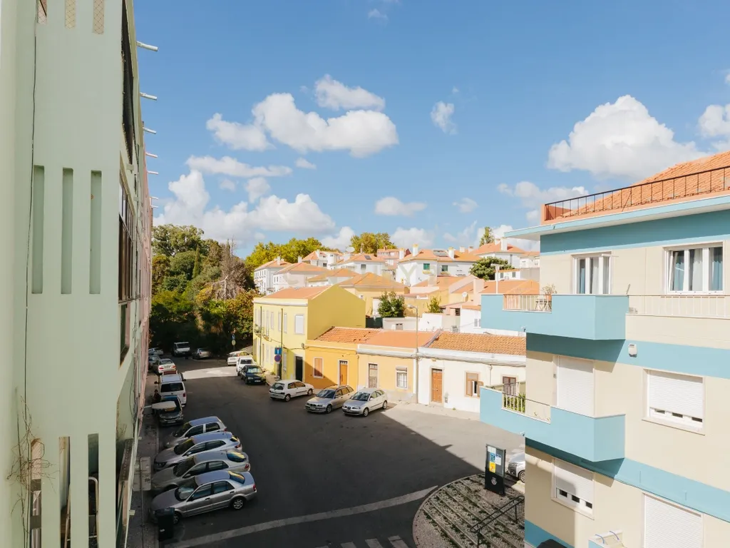 APARTAMENTO T4 COM VARANDA NO BEATO - EXCELENTE LOCALIZAÇÃO - Image 20