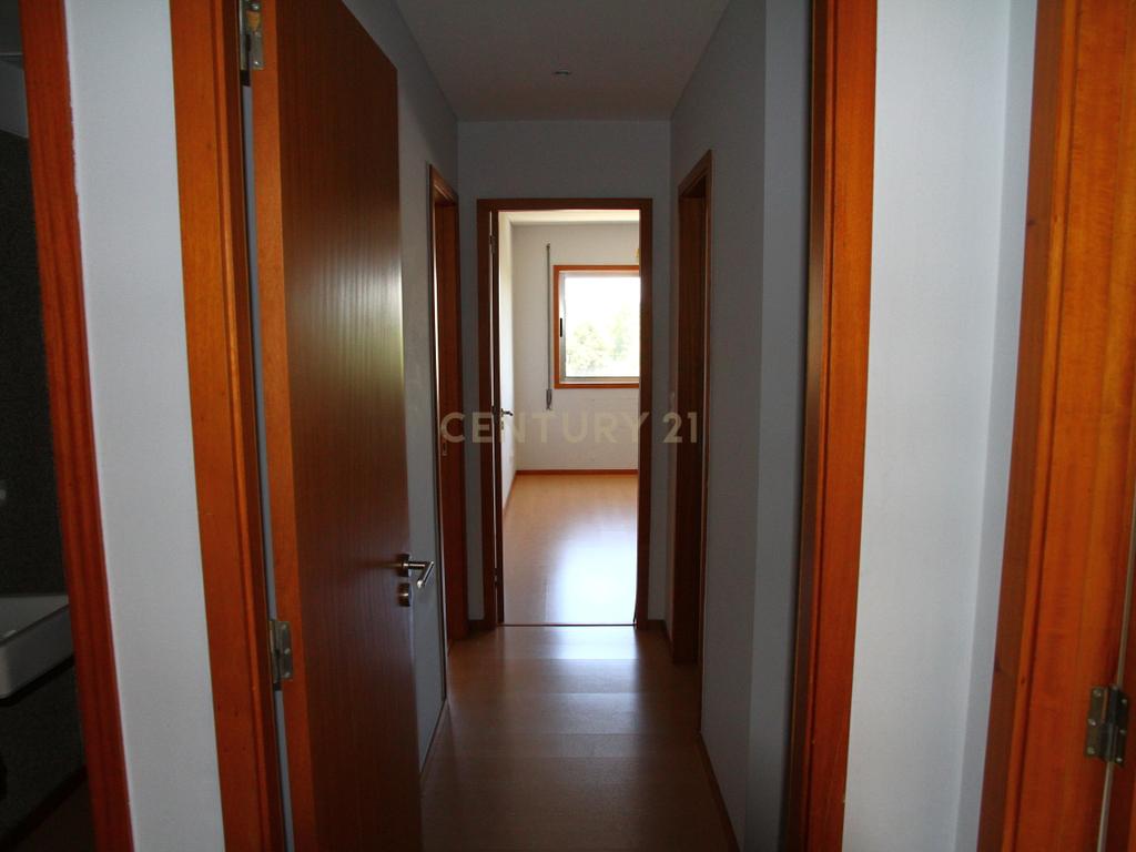 Apartamento T3 com Garagem e Arrumos, Moreira da Maia, Maia - Image 26