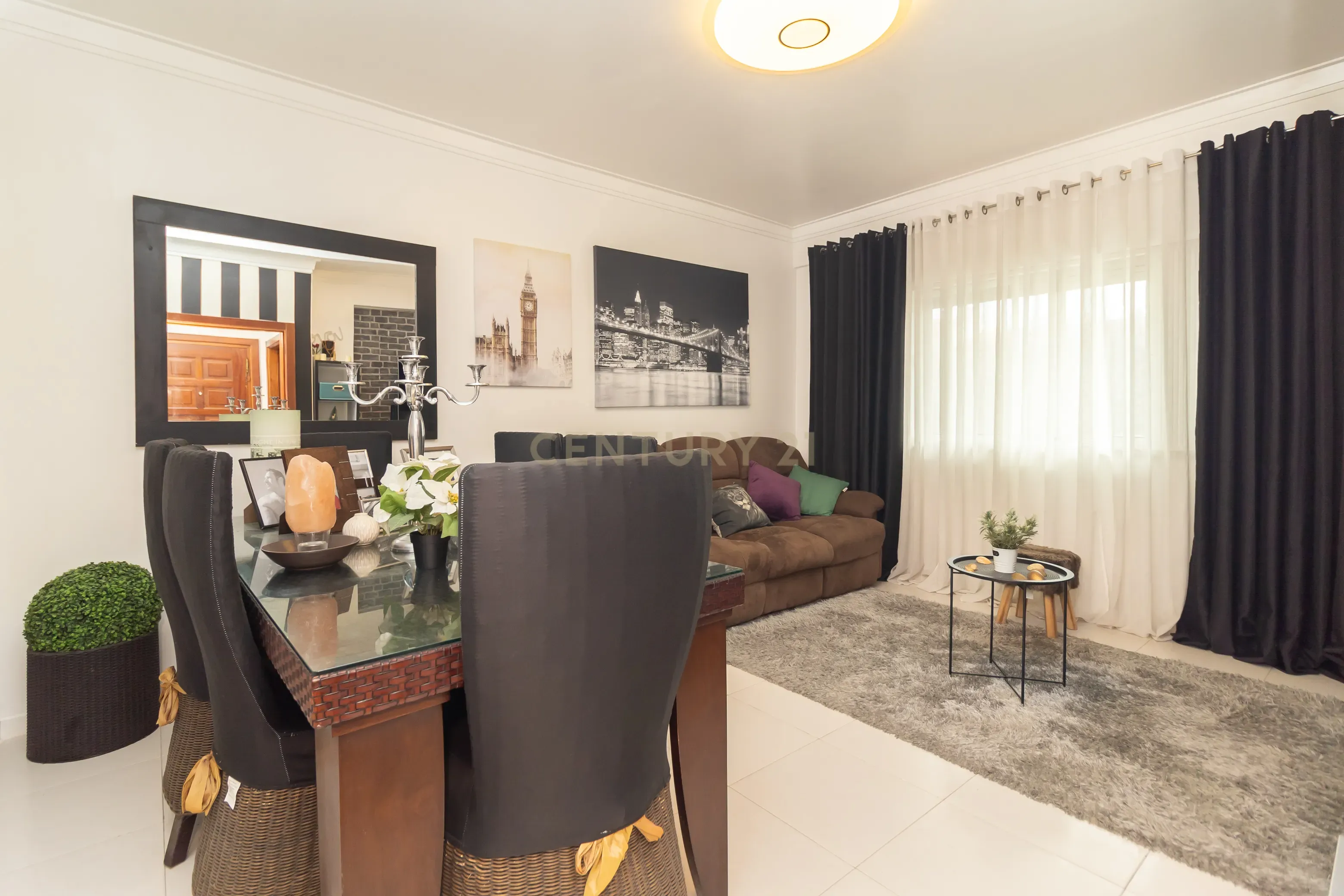 Apartamento T3 c/ 2WC em Vale Flores (RESERVADO) - Image 10