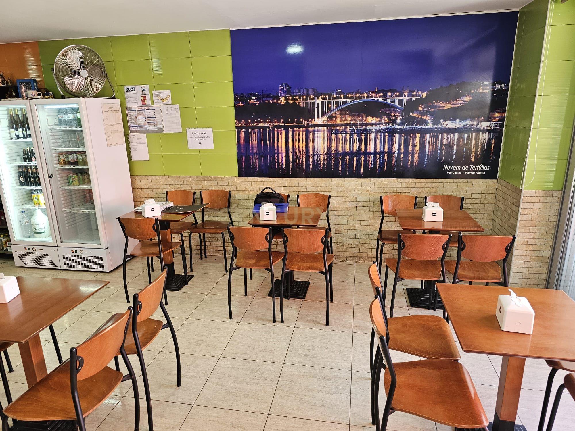 Pão Quente/cafetaria para trespasse à Salvador Caetano - N222 - Image 6