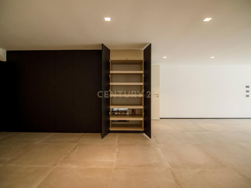Moradia Nova com 4 quartos dentro de um condomínio fechado em Cascais, a apenas 5 minutos das praias de Cascais! - Image 68