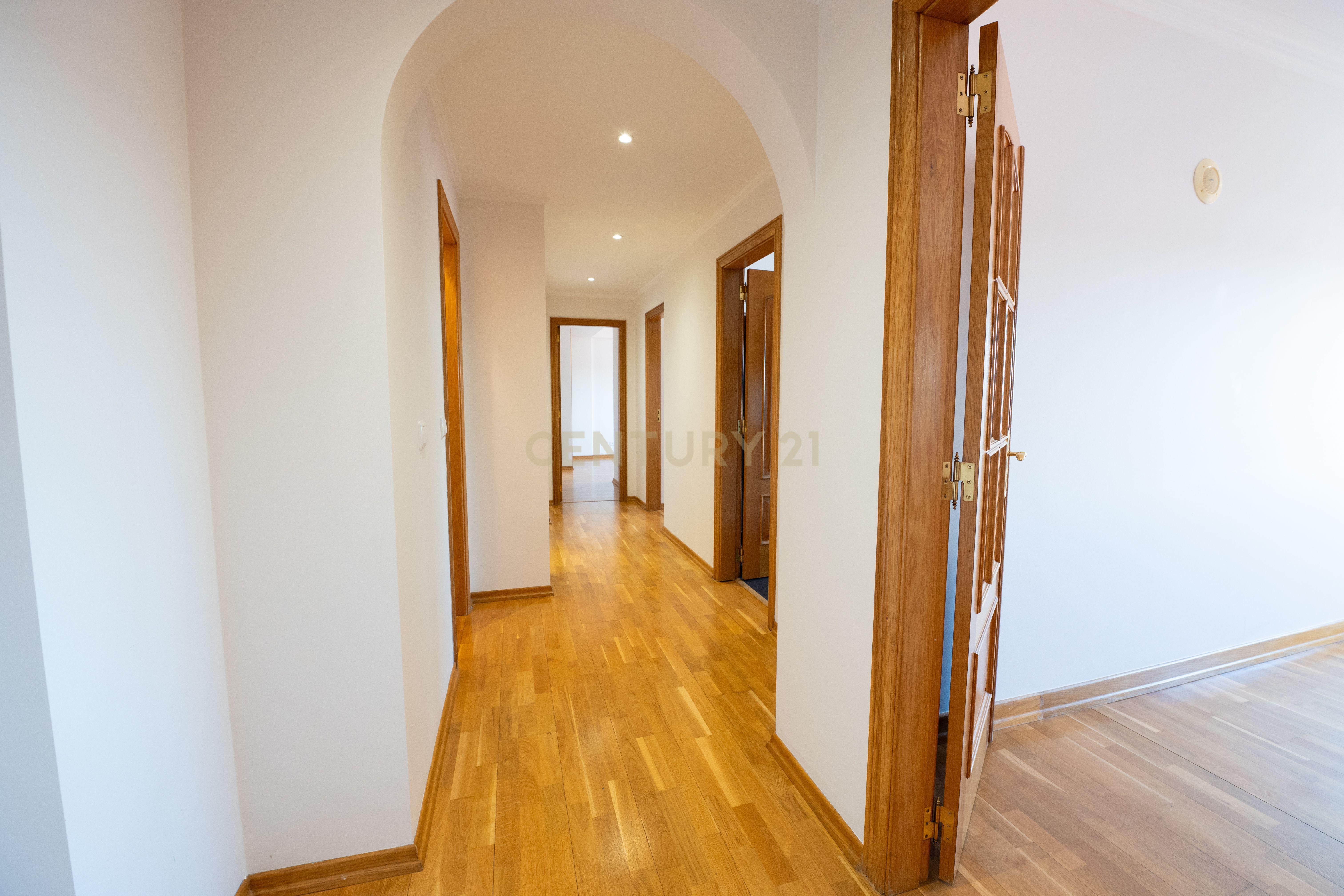Apartamento T2 à venda em Carnide, Lisboa — foto 3