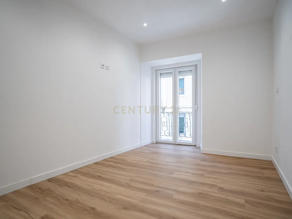 Apartamento T2, Rua do Mato Grosso, Santa Engrácia, São Vicente - Image 14