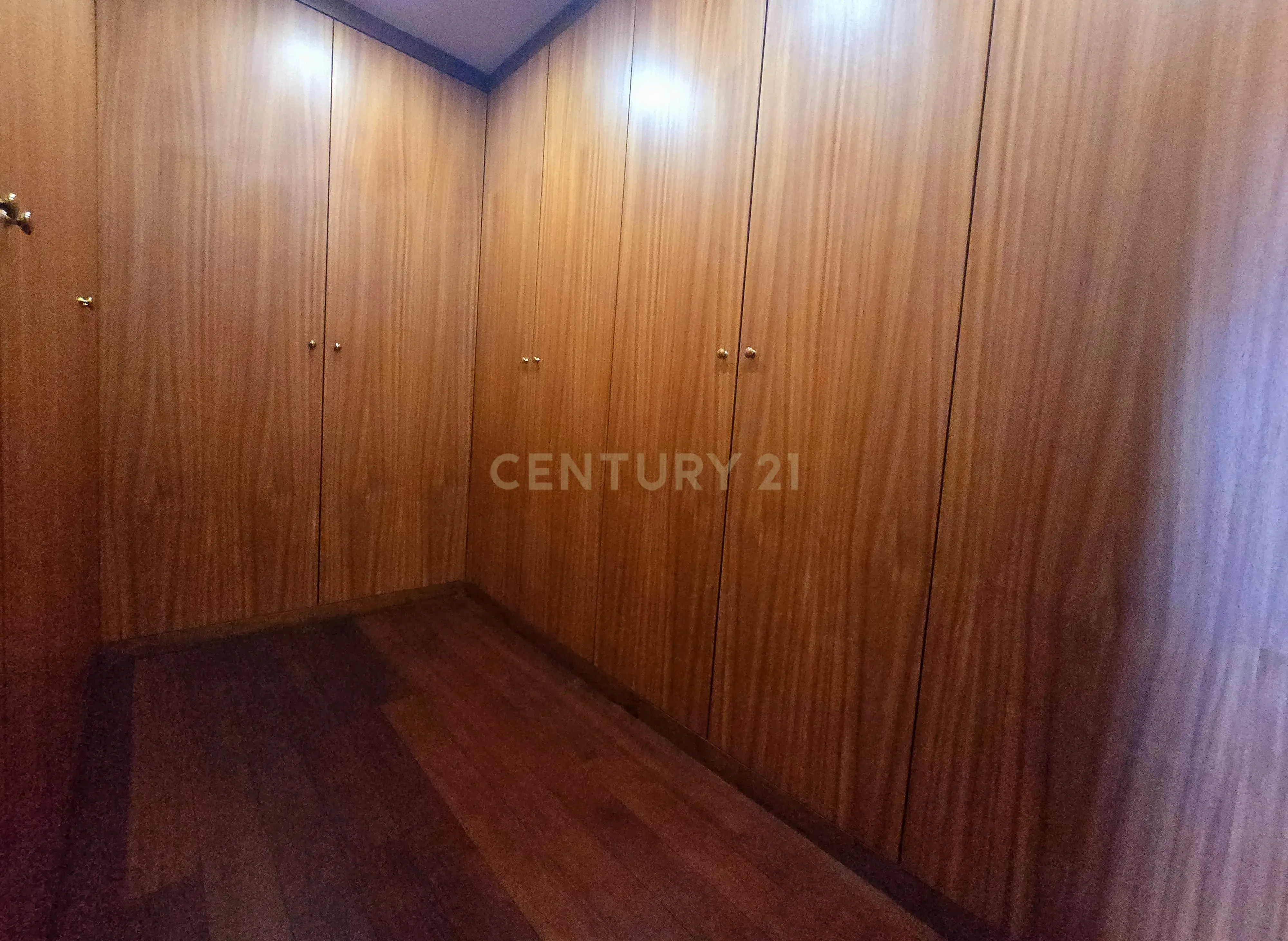 Apartamento T3 no centro da cidade de Guimarães - Image 13