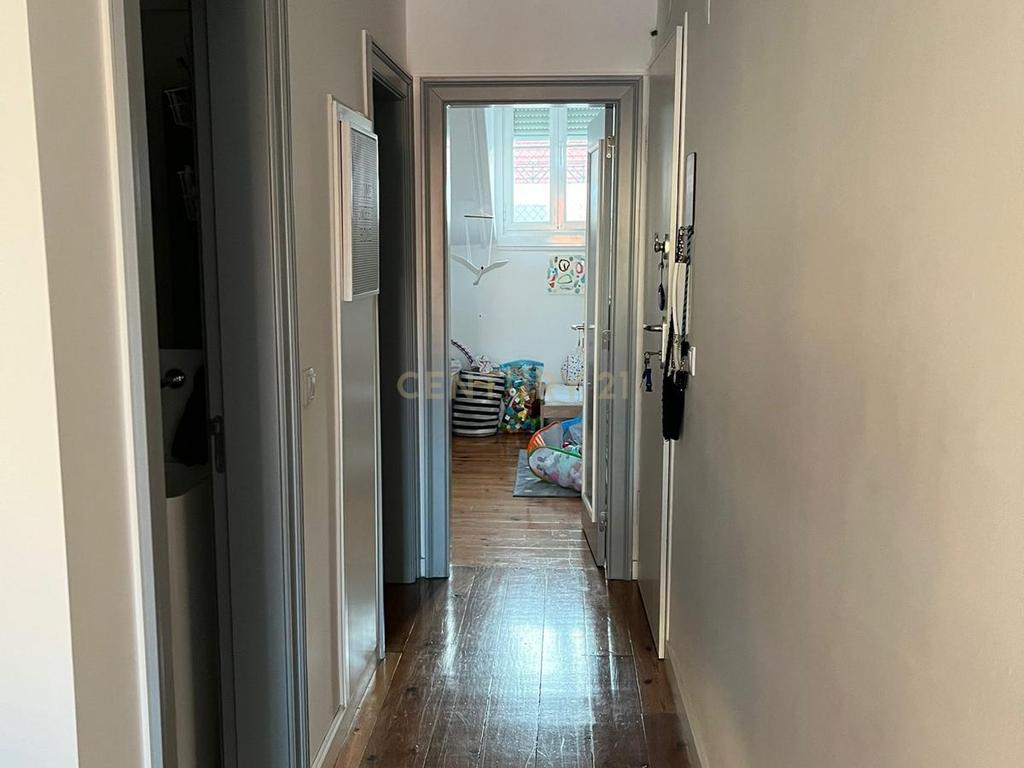 Apartamento T2 em Campo de Ourique - Image 15