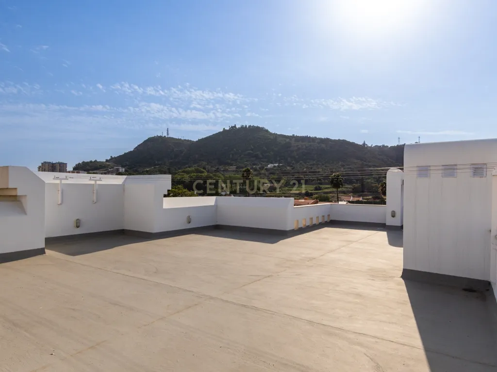 Apartamento T4 com Terraço Privativo e Churrasqueira no Condomínio Lezíria Parque | Vila Franca de Xira - Image 34