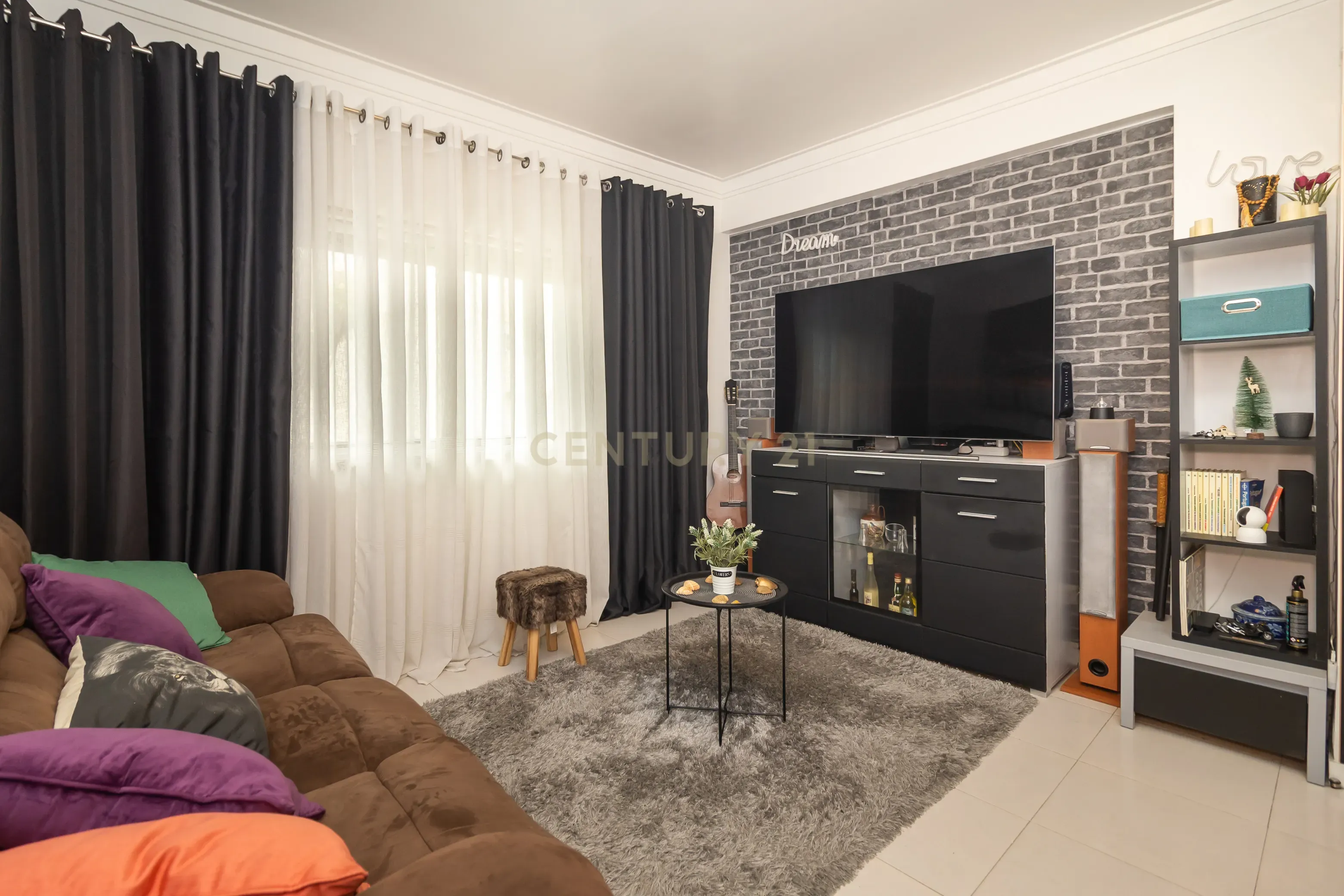 Apartamento T3 c/ 2WC em Vale Flores (RESERVADO) - Image 12