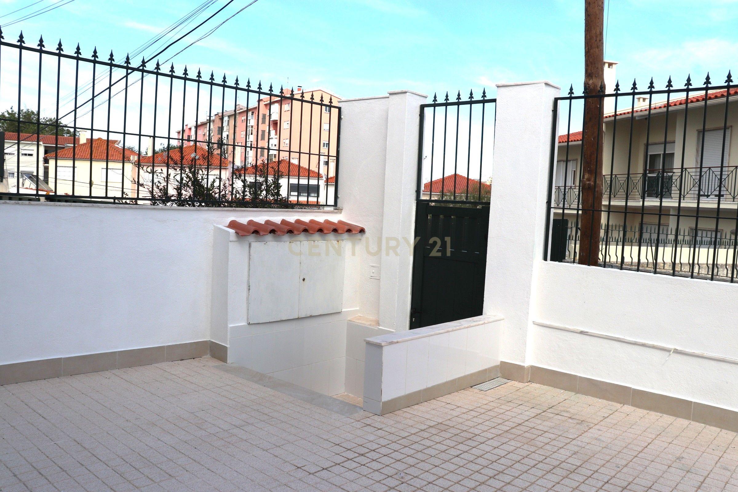 Moradia T1+1 nos Olivais Sul  - Image 27