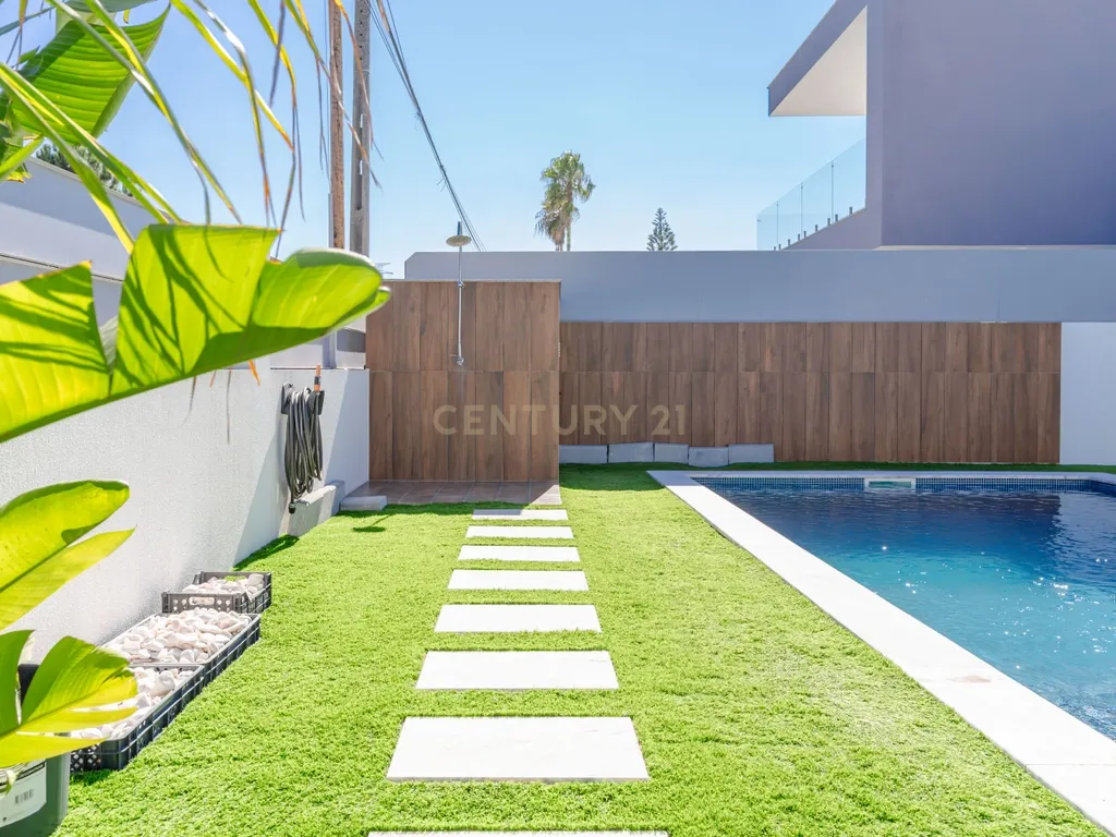 Moradia T4 Térrea de excelência com piscina e casa independente de 50m2 | Quinta da Marquesa - Image 64