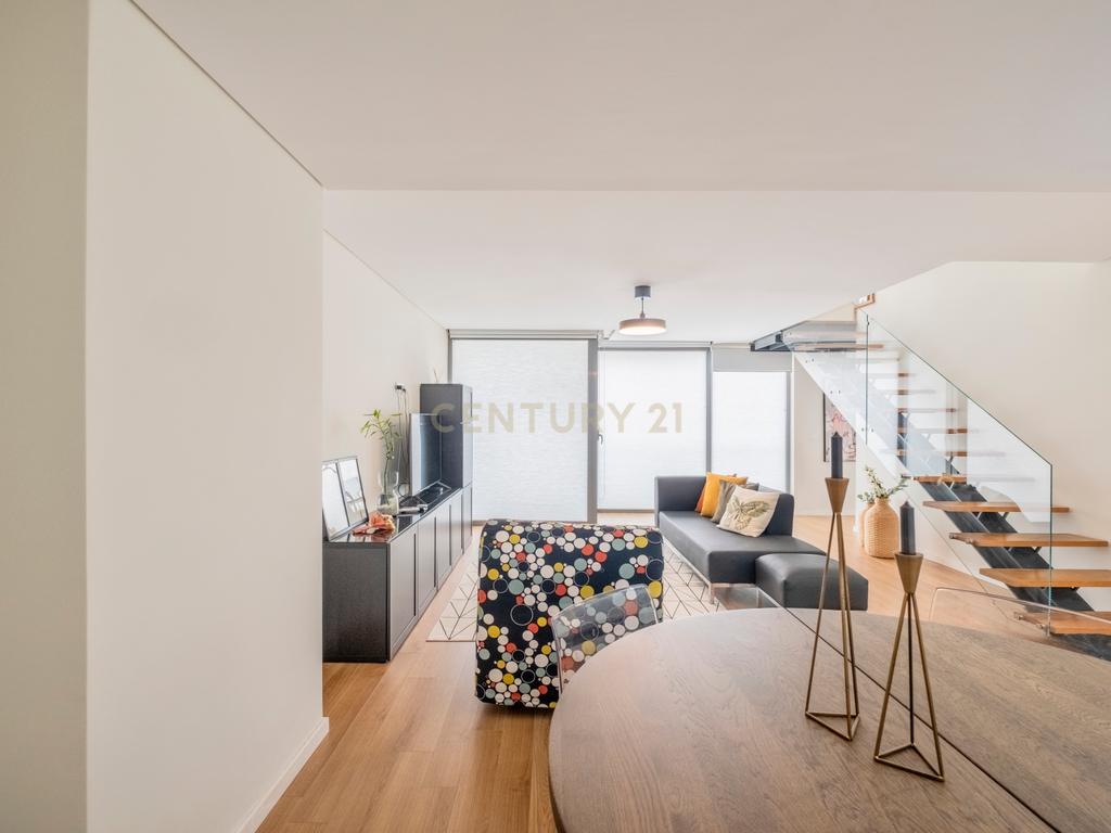 Duplex T3 Centro do Porto - Image 10