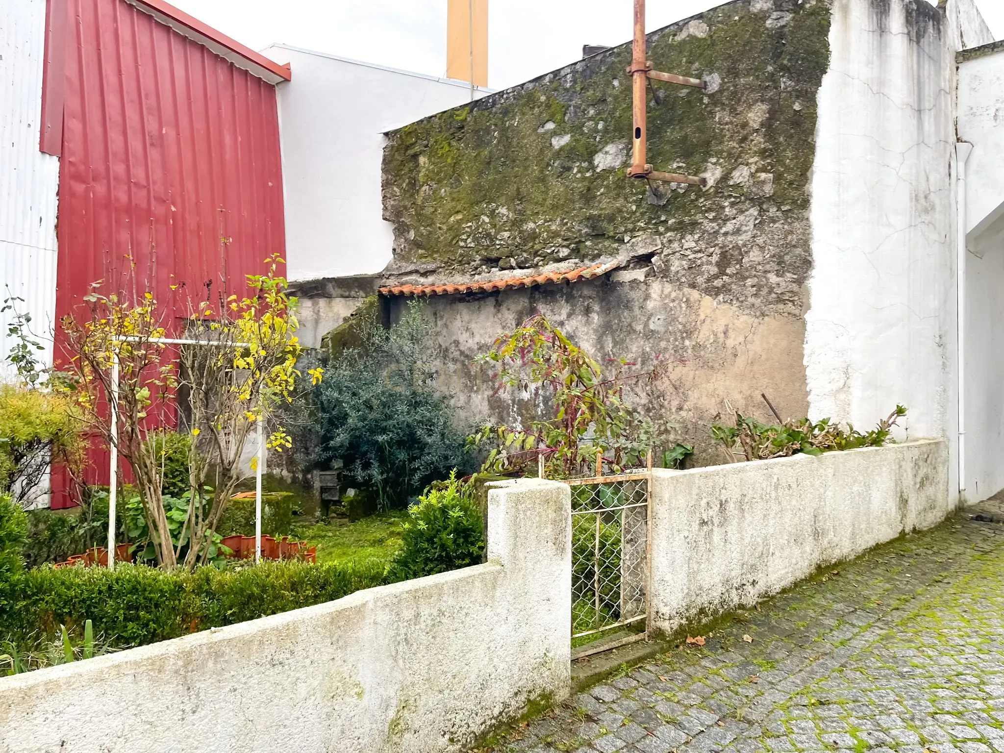 Moradia de arquitetura tradicional - Tortosendo, Covilhã - Image 21