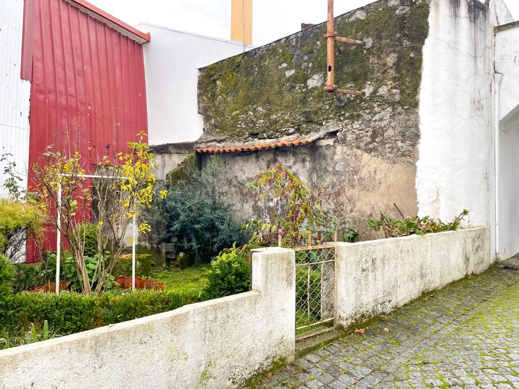 Moradia de arquitetura tradicional - Tortosendo, Covilhã - Image 21