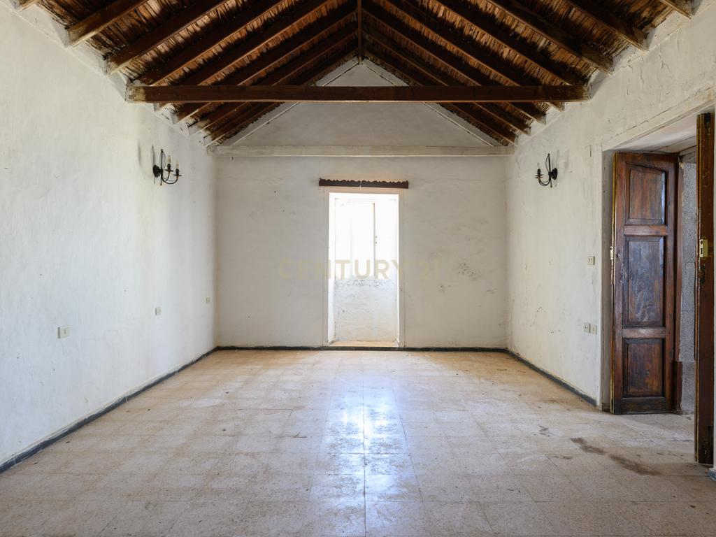  - Image 19