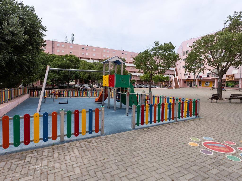 Loja/Café totalmente equipado em Marvila-Bairro dos Lóios - Image 12