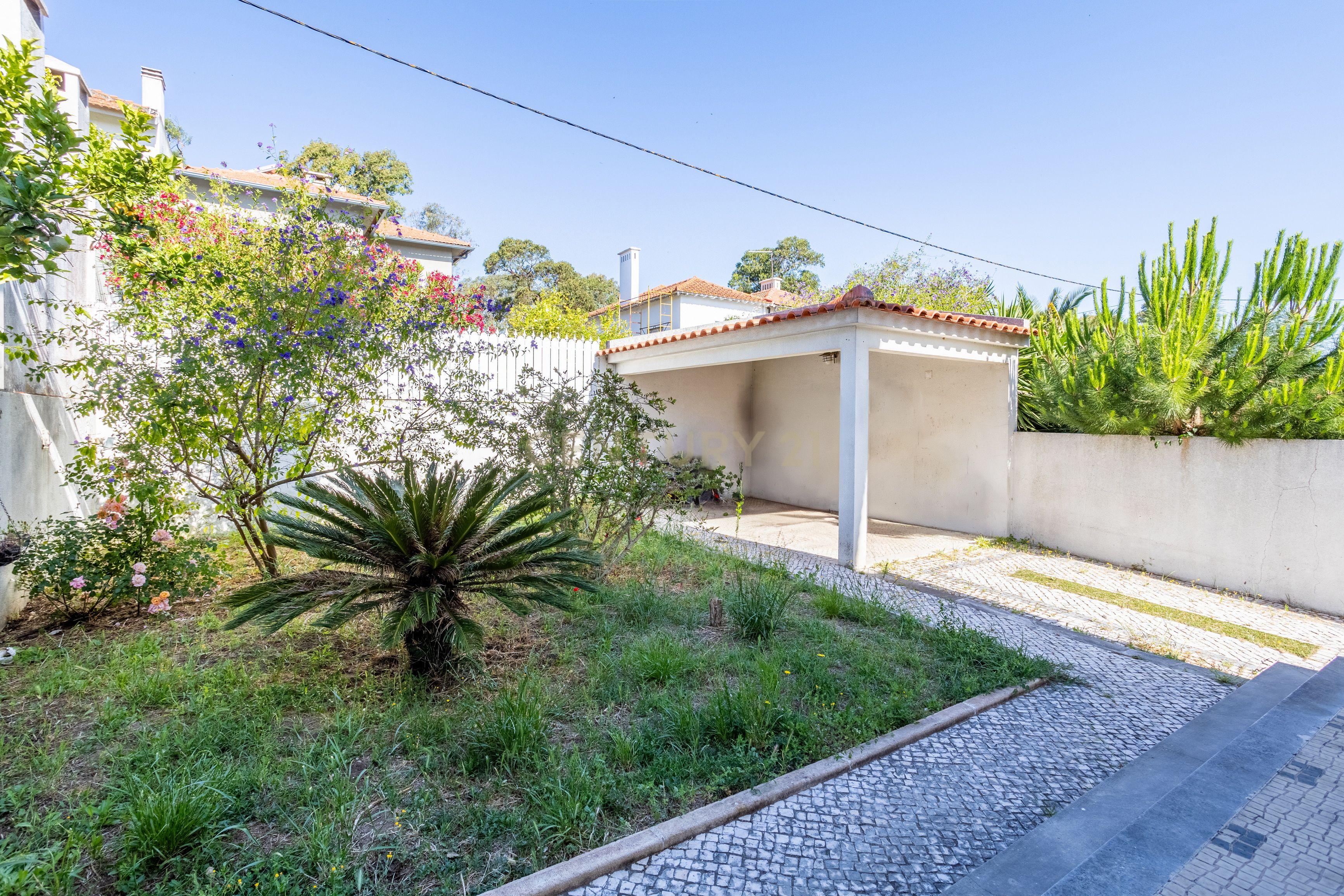 Moradia T3 no Bairro da Encarnação , Olivais - Image 3