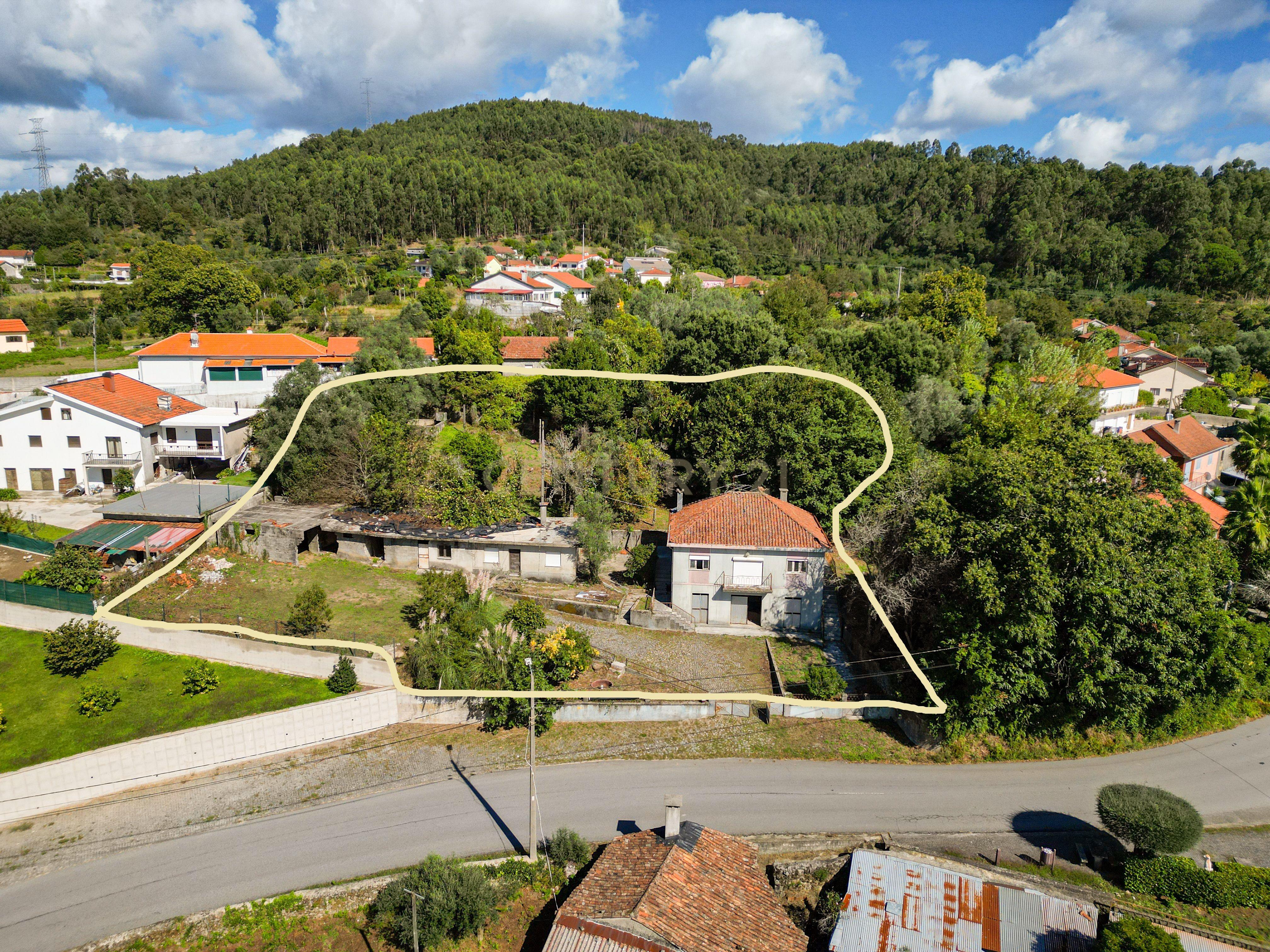 Moradia em Vila Verde/ Braga com 1461 m2 de Terreno e Agua de Poço.. - Image 35
