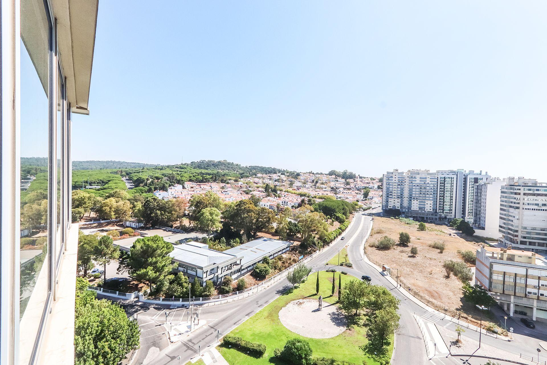 Exclusivo T5 de Luxo nas Torres do Restelo com Vista Panorâmica - Image 30